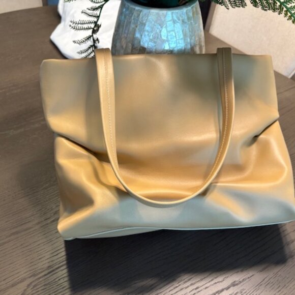 Chloe Leather Judy Tote Bag